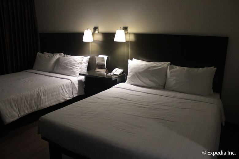 Rivermount Hotel And Resort