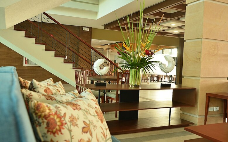 Rivermount Hotel And Resort