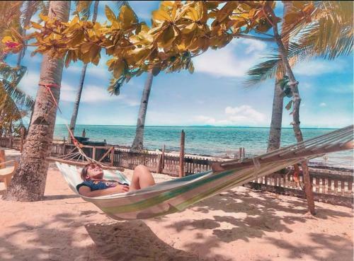 Glamping Siquijor By The Beach