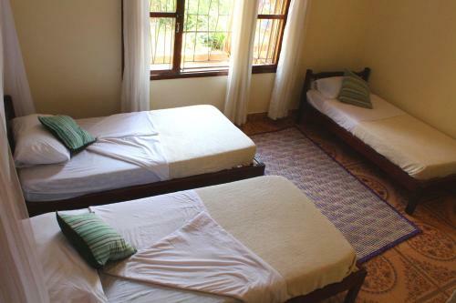 Bed & Breakfast Jinja Basecamp