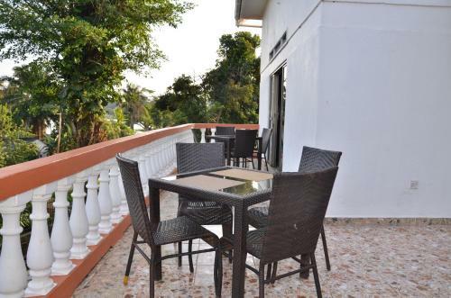 La Feve Beach Bed And Breakfast