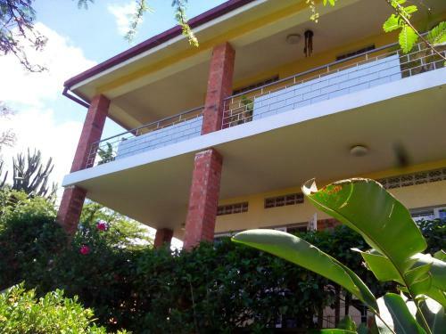 Bed & Breakfast Retreat Guesthouse