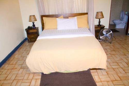 Tross Hotel