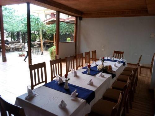 Tross Hotel