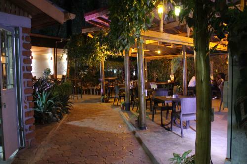 Tross Hotel