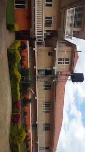 Gorilla Guest Hiltop Hotel Kabale