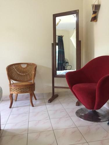 Hostal Cross Roads Suites