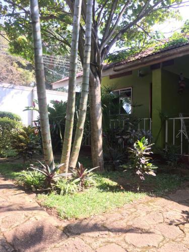 Hostal Cross Roads Suites