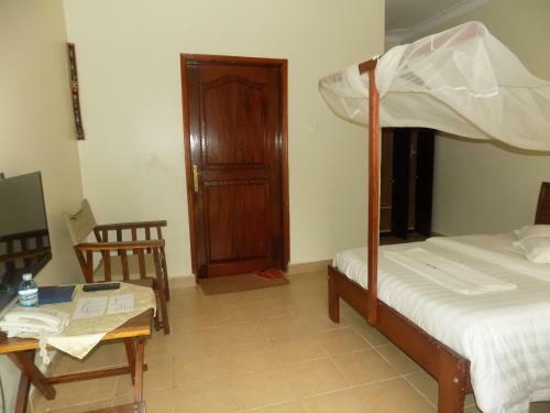 Kalya Courts Hotel