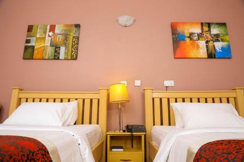 Hotel 7 Seasons Entebbe