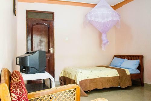 Hotel Royal Crane Resort