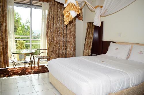Victoria Travel Hotel