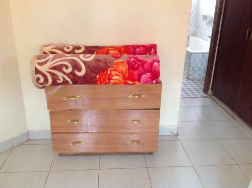 Amari Comfort Homes.