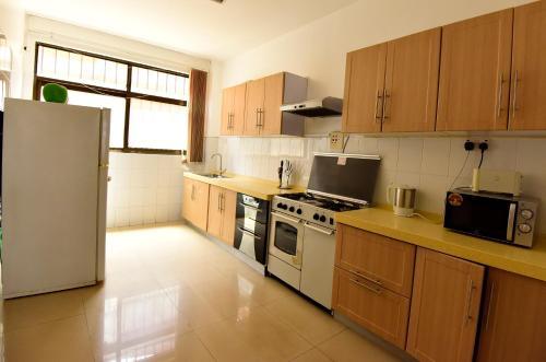 Summit View Apartments
