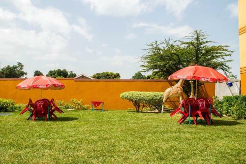 Tropical Suites Hotel