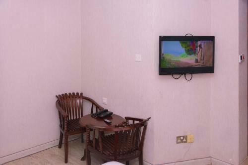 Freedom City Hotel
