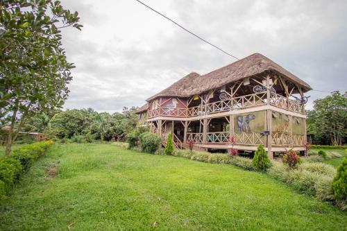 Hotel Roots Retreat And Camping Resort