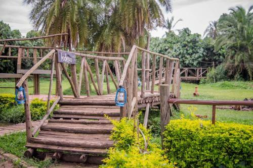Hotel Roots Retreat And Camping Resort