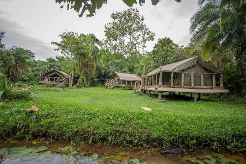 Hotel Roots Retreat And Camping Resort