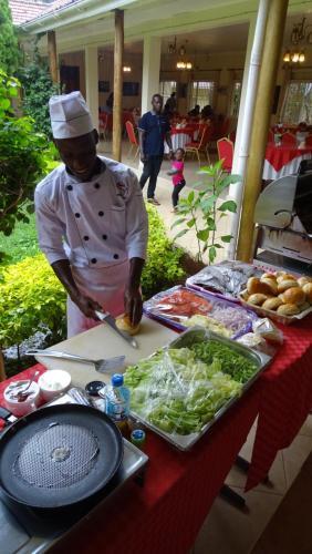 African Village Hotel