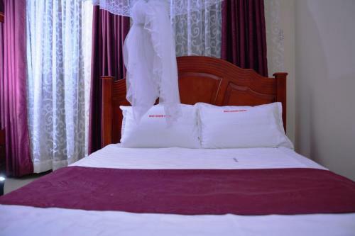 Albergue Mak Queen Hotel