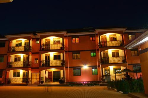 Albergue Mak Queen Hotel