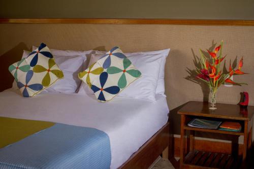 Hostal Heliconia Amazon River Lodge
