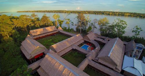 Hostal Heliconia Amazon River Lodge