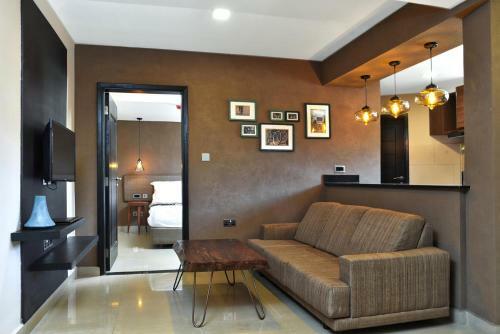 Speke Apartments Kitante