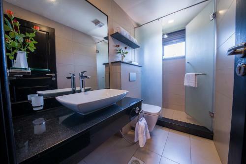 Speke Apartments Kitante