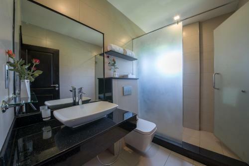 Speke Apartments Kitante