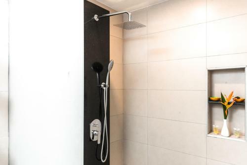 Speke Apartments Kitante