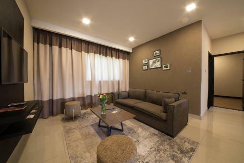 Speke Apartments Kitante