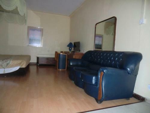Fang Fang Hotel