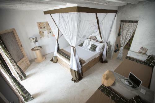 Hotel The Loop Beach Resort