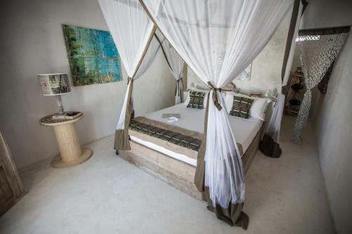 Hotel The Loop Beach Resort