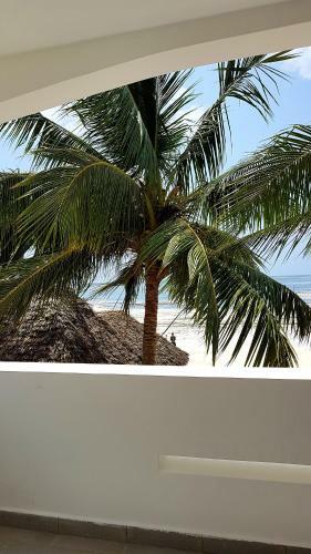 Moyo Beach Apartment