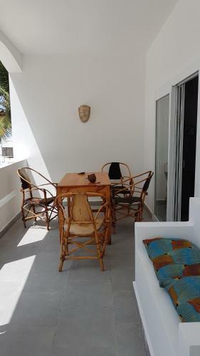 Moyo Beach Apartment