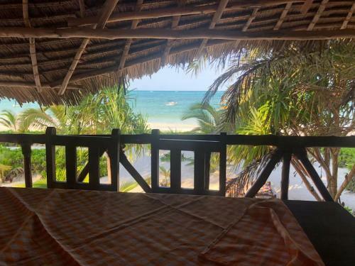Moyo Beach Apartment