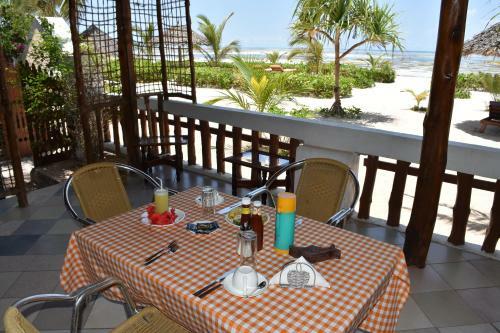 Moyo Beach Apartment