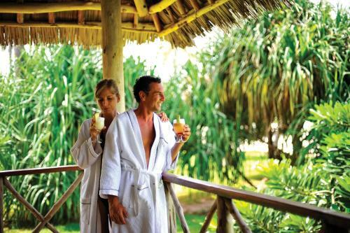 Hotel Neptune Pwani Beach Resort & Spa - All Inclusive