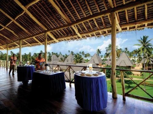 Hotel Neptune Pwani Beach Resort & Spa - All Inclusive