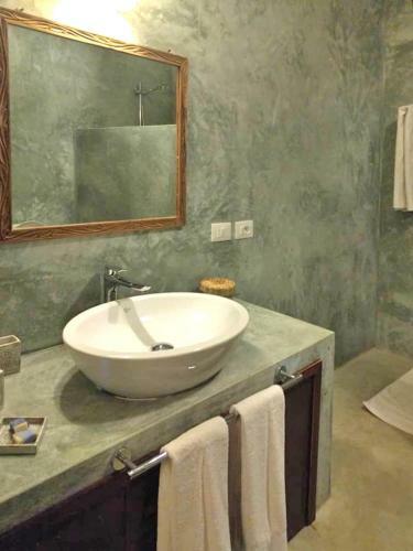 Hotel Pongwe Bay Resort