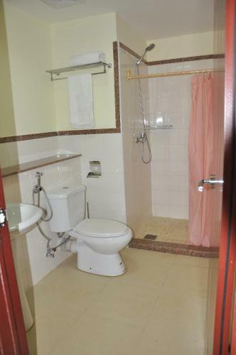 Luwa Evergreen Hotel