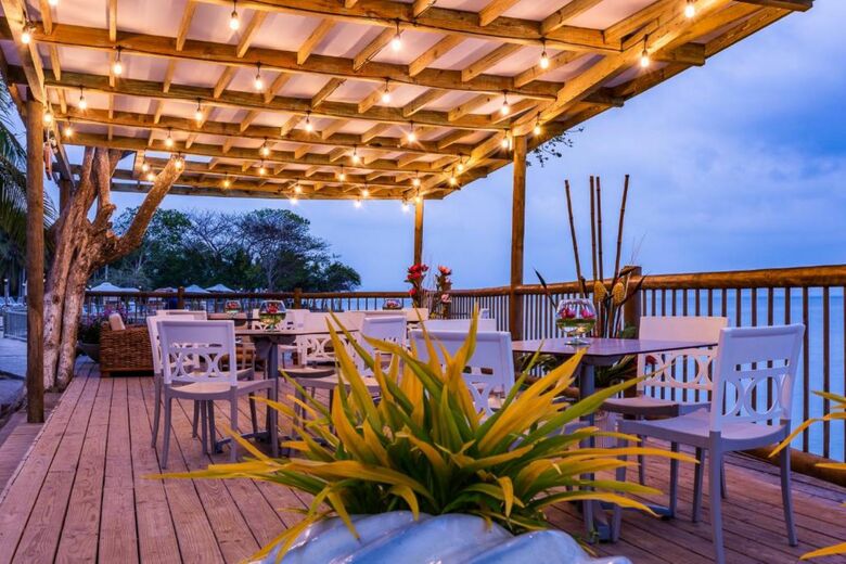 Isla Del Encanto Hotel & Spa