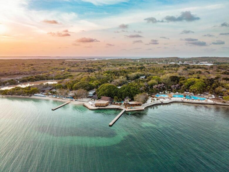 Isla Del Encanto Hotel & Spa