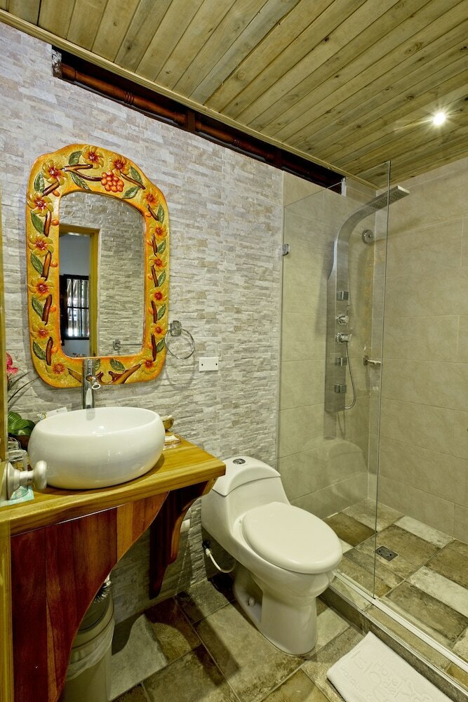 Isla Del Encanto Hotel & Spa