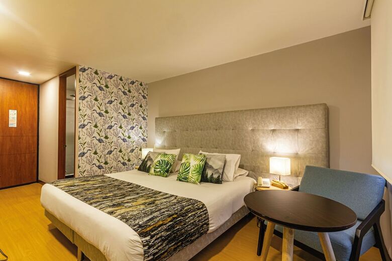 Hotel Factory Inn