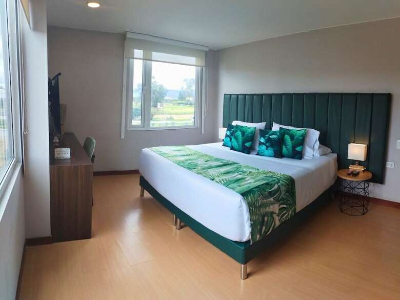 Hotel Factory Inn