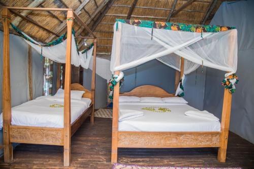 Bed & Breakfast Mabata Makali Luxury Tented Camp